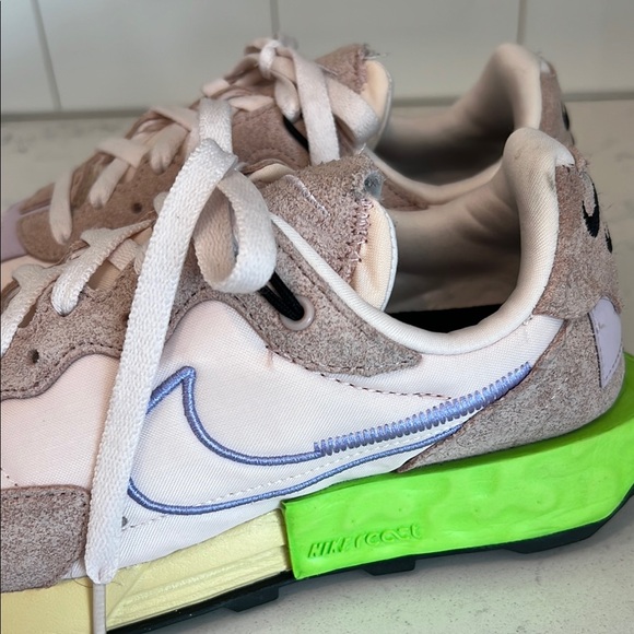 Nike Wmn’s Fontanka Waffle Pink Oxford Ghost Green Colorway Sneakers - Size US 7 - Picture 3 of 16